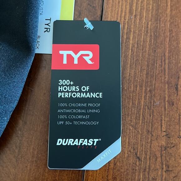 TYR Black Performance Swimsuit Woman Size 32 Small NWT Laps Practice Training - Picture 10 of 10